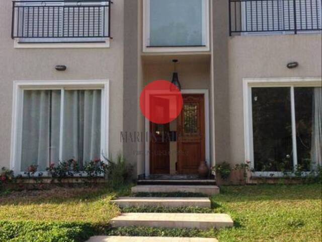 #1870 - Casa em condomínio para Venda em Santana de Parnaíba - SP