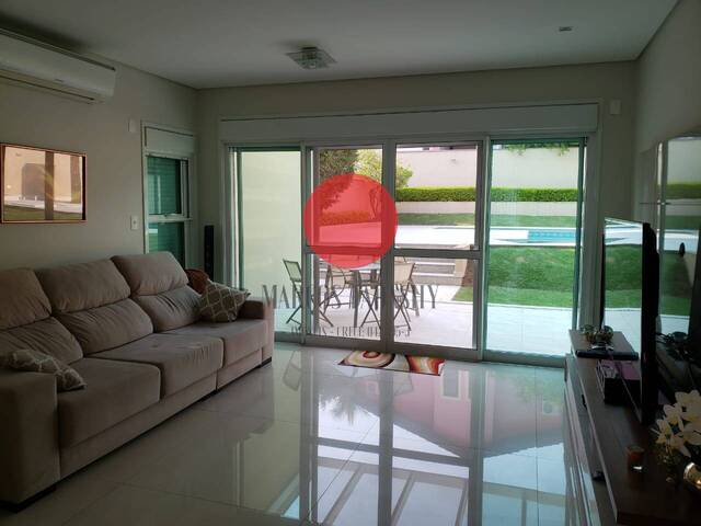 Casa para Venda em Santana de Parnaíba - 5