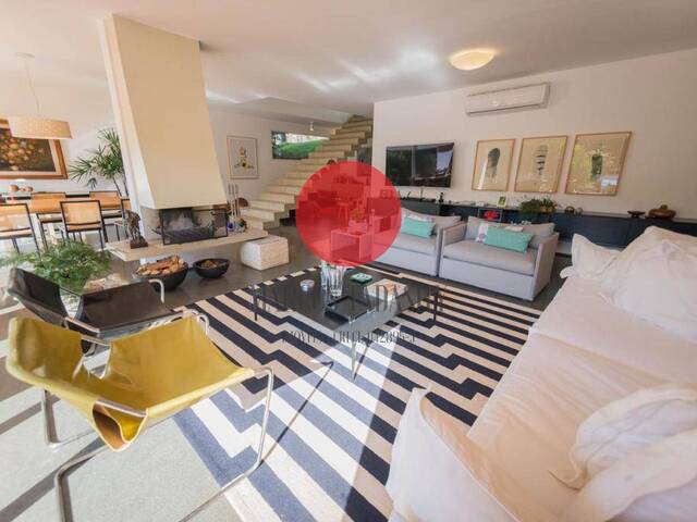 #2328 - Casa para Venda em Cotia - SP