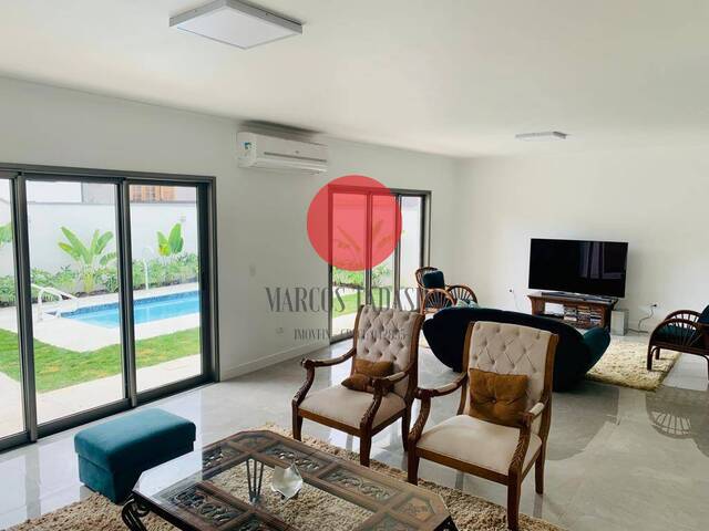 Casa para Venda em Santana de Parnaíba - 5