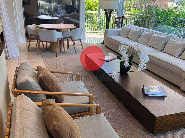 Apartamento para Venda em Santana de Parnaíba - 2