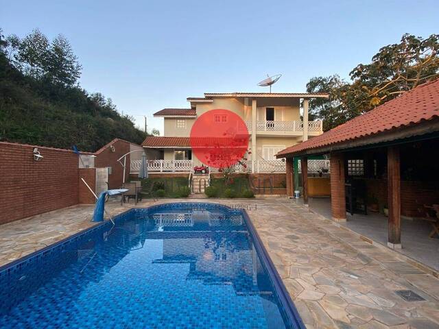 #5052 - Casa para Venda em Santana de Parnaíba - SP