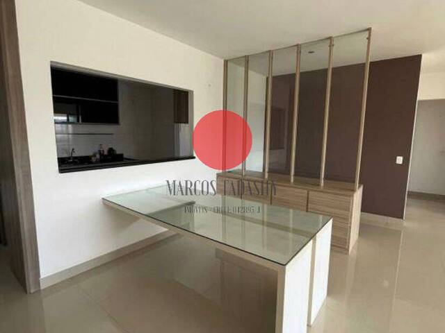 Apartamento para Venda em Santana de Parnaíba - 2