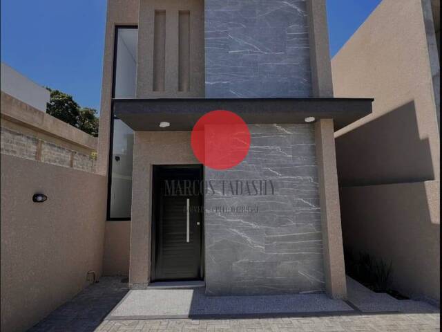 #5576 - Casa em condomínio para Venda em Santana de Parnaíba - SP