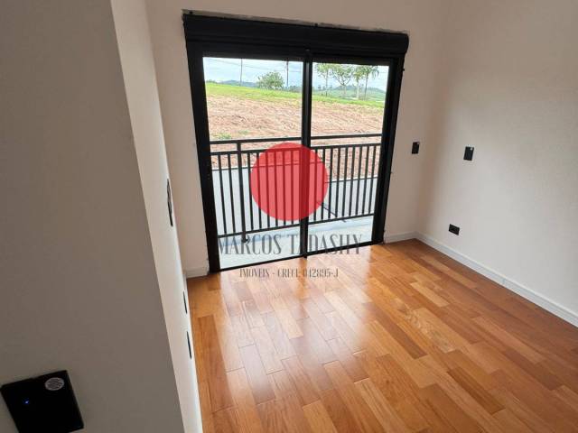 Casa para Venda em Santana de Parnaíba - 5
