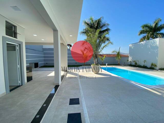 #6942 - Casa em condomínio para Locação em Araçariguama - SP